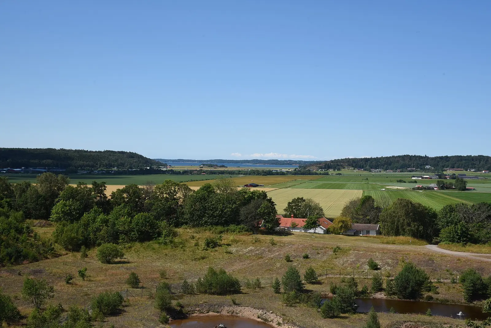 Utsikt från Fjärås Bräcka mot Kungsbackafjorden